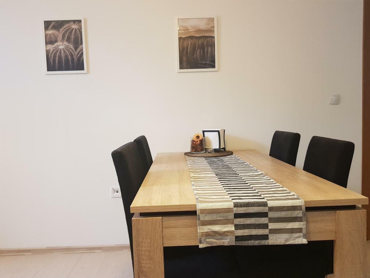 Radomir Downtown Apartments Buitenkant foto